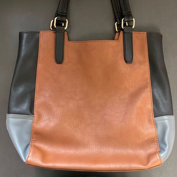 Cesca tri-color purse - Picture 2 of 9